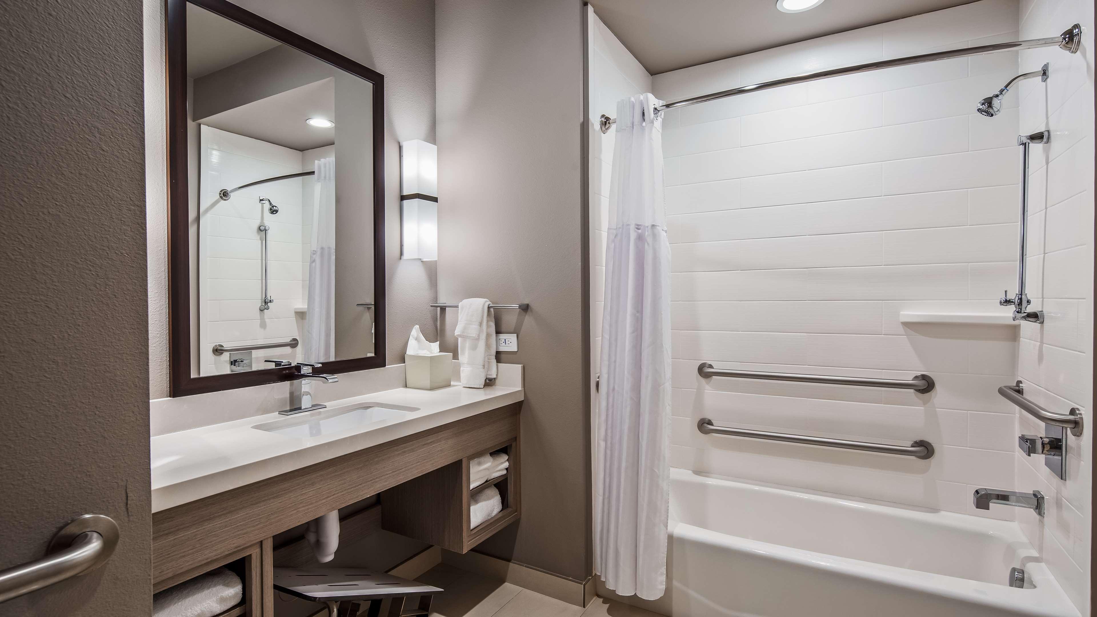 Wyndham Garden Katy Hotel Bagian luar foto
